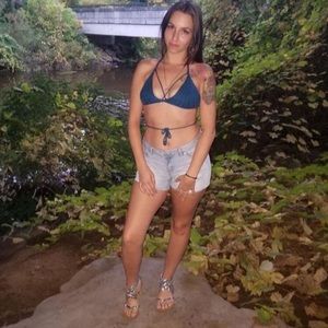 Crochet cross-cross bralette